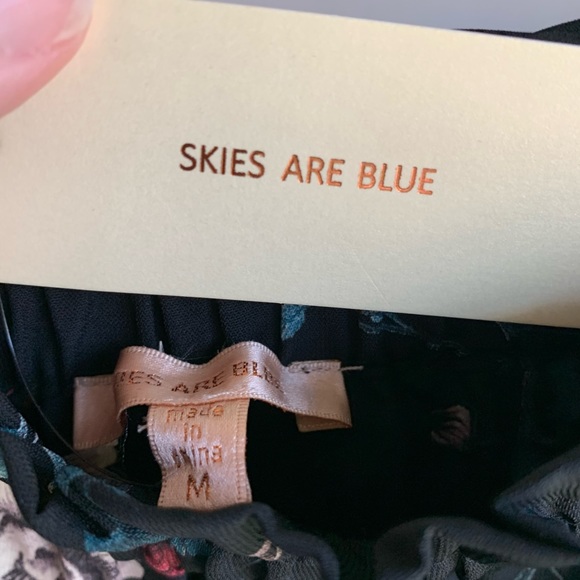 Skies are Blue Eleana Cold Shoulder Blouse - Picture 10 of 12